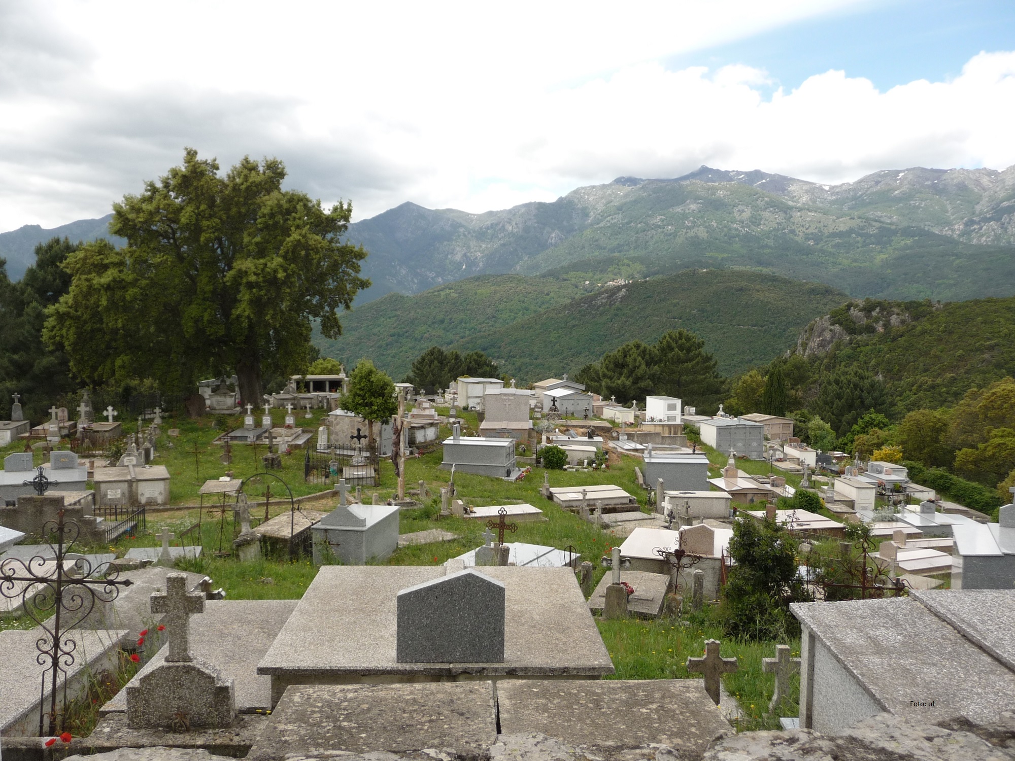 Ehrfürchtige Stille und grandiose Ausblicke beim Dorf Prunelli-di-Fiumorbo